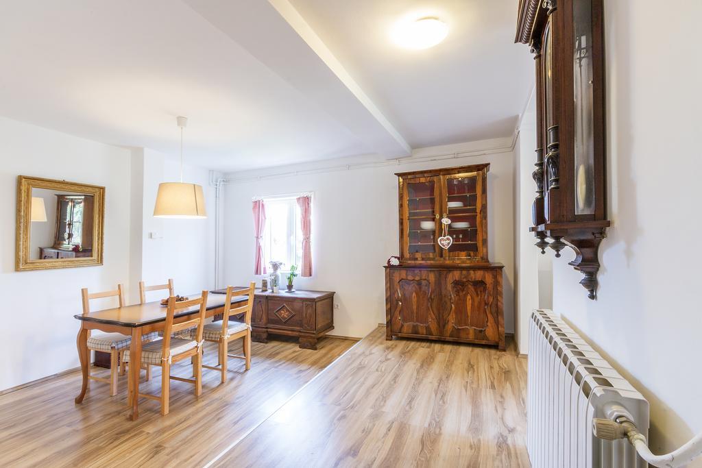 Apartments Oskar Баньоле Екстер'єр фото